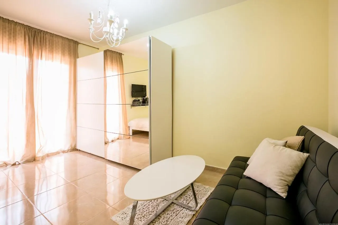 Apartment With Breathtaking View Costa Adeje  Spagna